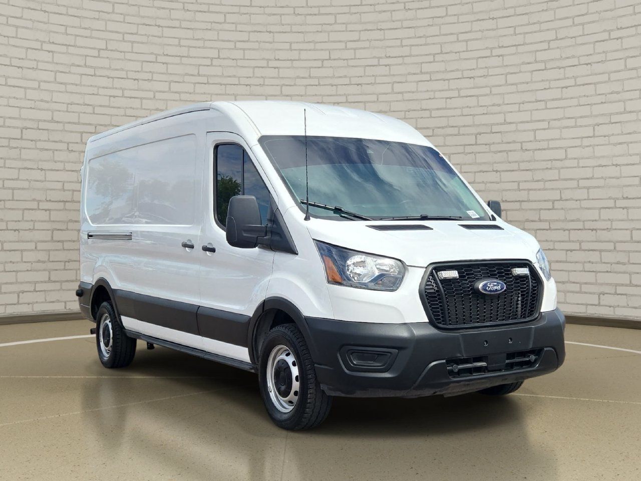 Used 2024 Ford Transit 350 148 Medium Roof w/ Load Area Protection Package RWD image 3