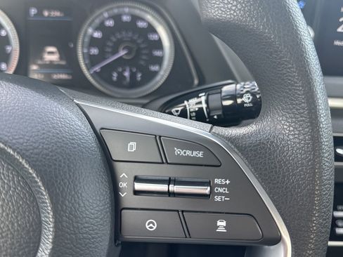 Used 2023 Hyundai Sonata SEL image 14