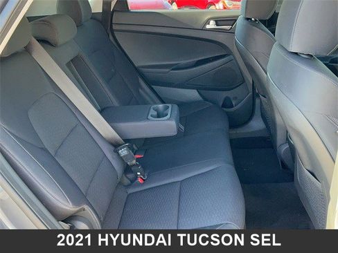 Used 2021 Hyundai Tucson SEL w/ Cargo Package image 15