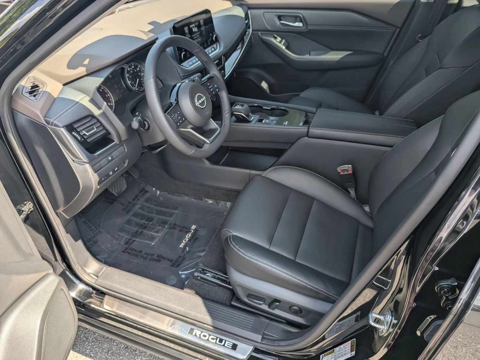Certified 2023 Nissan Rogue SL w/ SL Premium Package FWD image 9