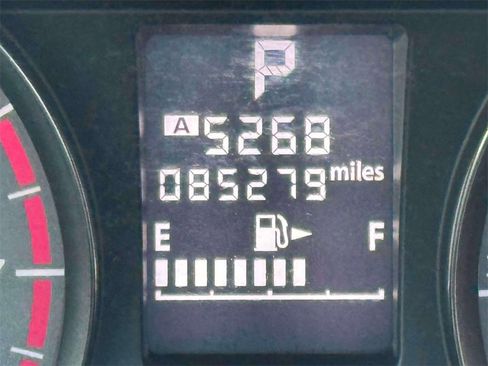 Used 2015 Subaru Forester 2.5i Limited image 26