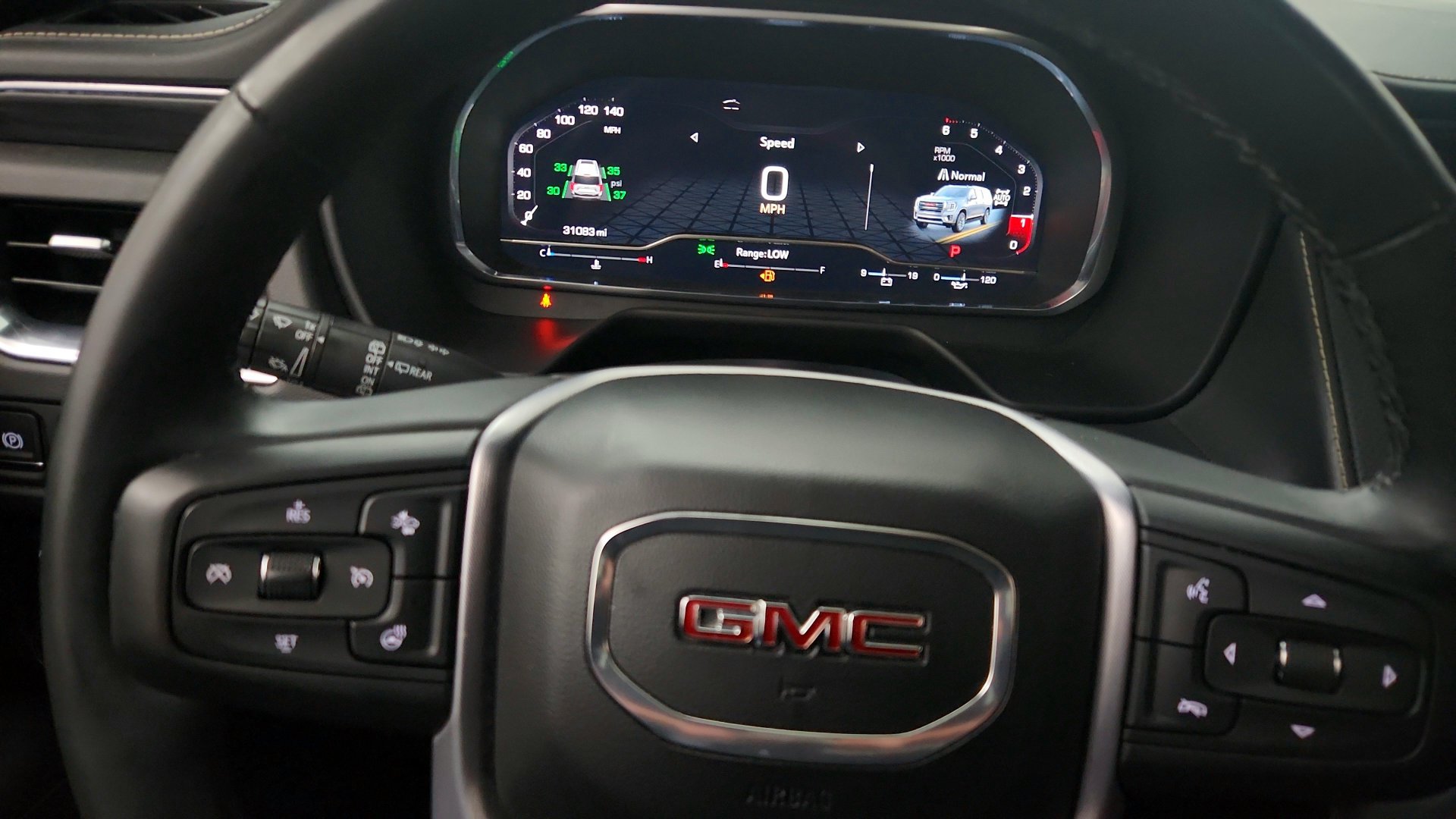 Used 2023 GMC Yukon SLT w/ SLT Premium Package AWD/4WD image 18
