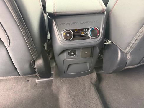 Used 2026 Ford Explorer ST-Line AWD/4WD image 25