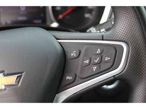 Used 2023 Chevrolet Equinox LT image 22