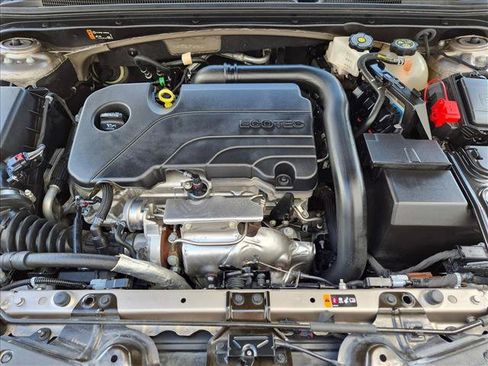 Used 2023 Chevrolet Malibu LT FWD image 22