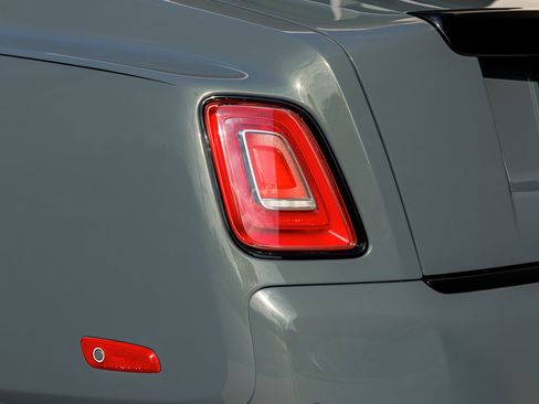 Certified 2023 Rolls-Royce Phantom Sedan w/ The Phantom Package image 11