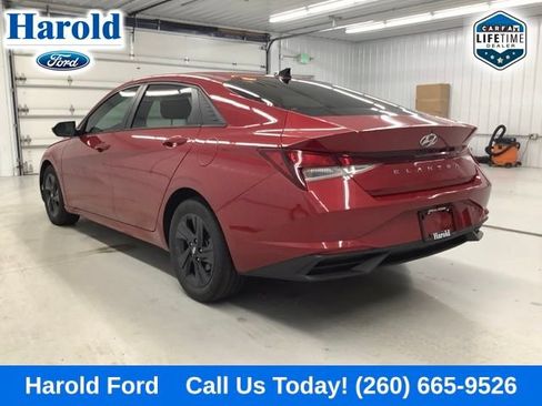 Used 2021 Hyundai Elantra SEL FWD image 4