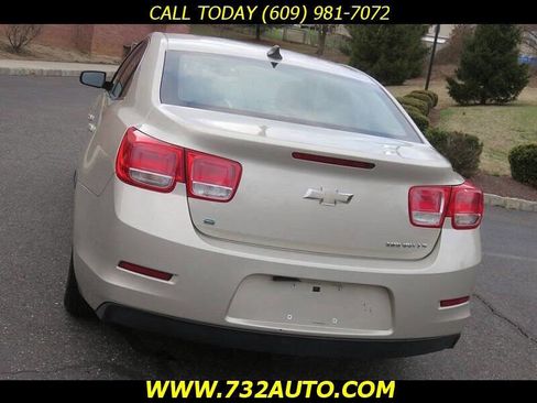 Used 2015 Chevrolet Malibu LS image 16