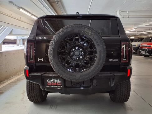 Used 2026 GMC Hummer EV SUV AWD/4WD image 9