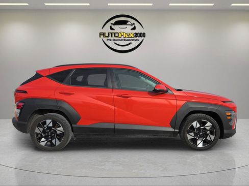 Used 2024 Hyundai Kona SEL image 8