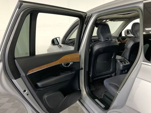 Certified 2023 Volvo XC90 B6 Plus w/ Protection Package Premier AWD/4WD image 32