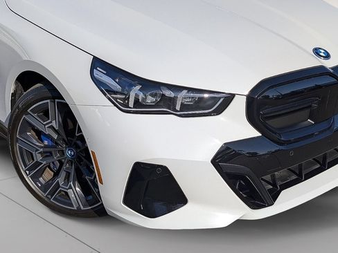Used 2024 BMW i5 M60 AWD/4WD image 7