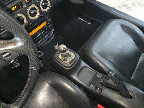 Used 2003 Toyota MR2 RWD image 22