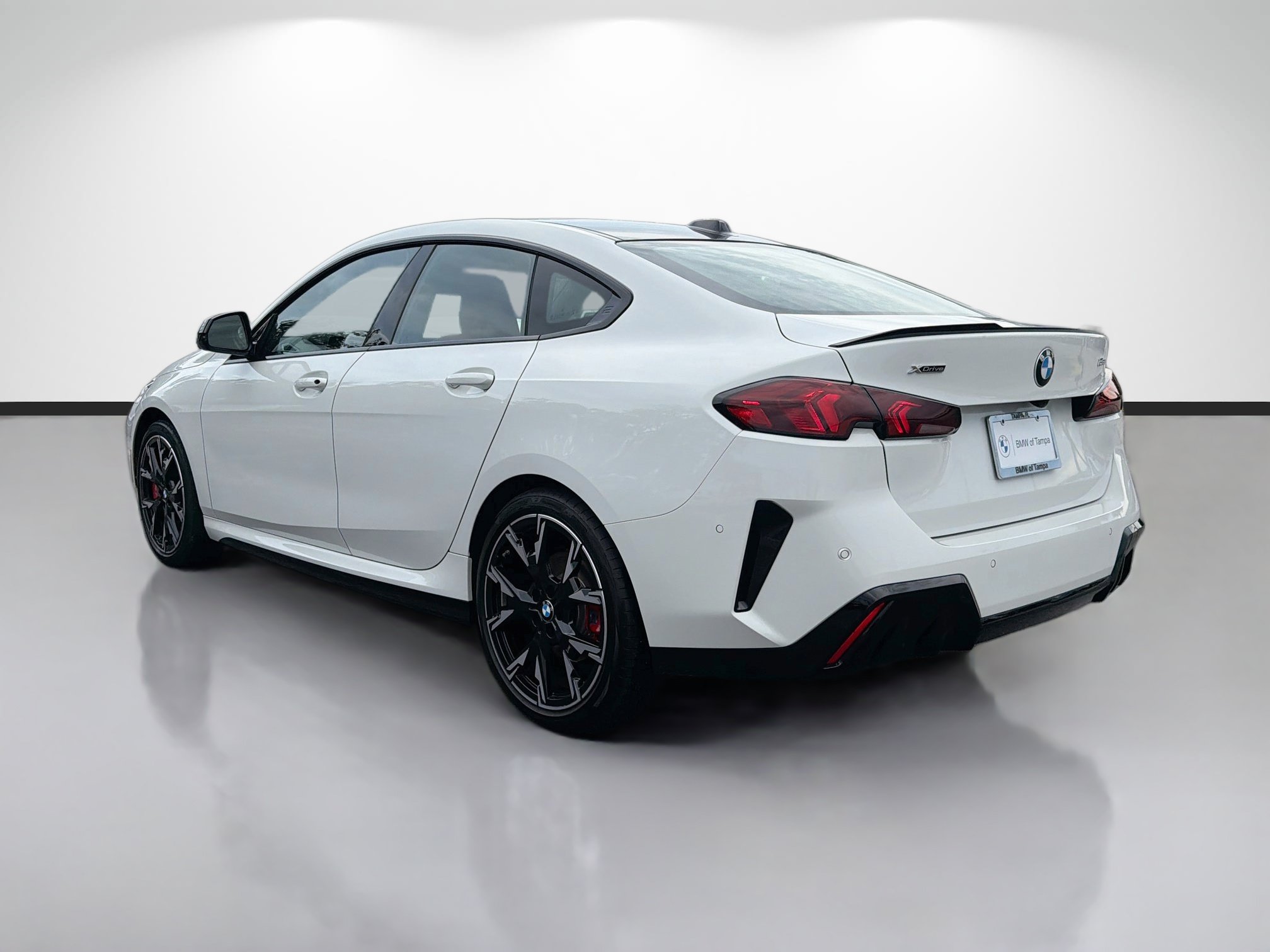 Used 2026 BMW 228i xDrive w/ Technology Package AWD/4WD image 5