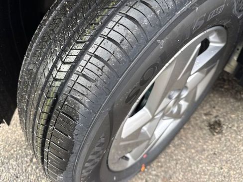 New 2026 Hyundai Kona SE image 5