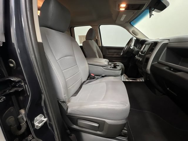 Used 2017 RAM 1500 Express AWD/4WD image 25