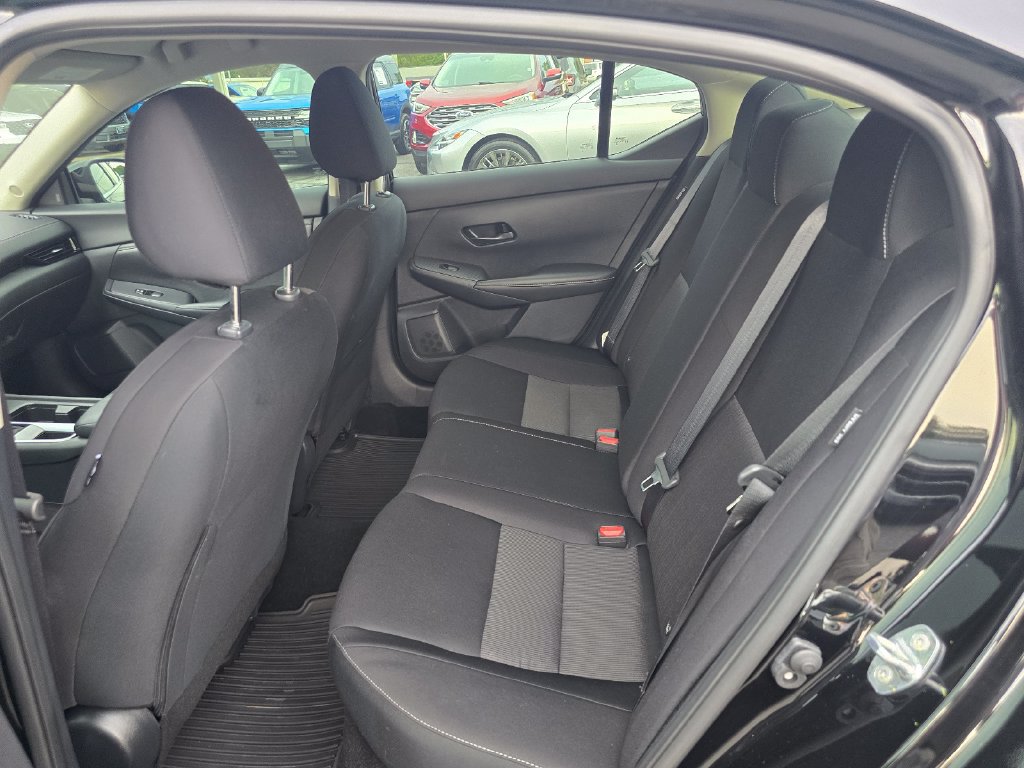 Used 2025 Nissan Sentra SV w/ All-Weather Package FWD image 10