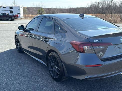Certified 2025 Honda Civic Sport image 10