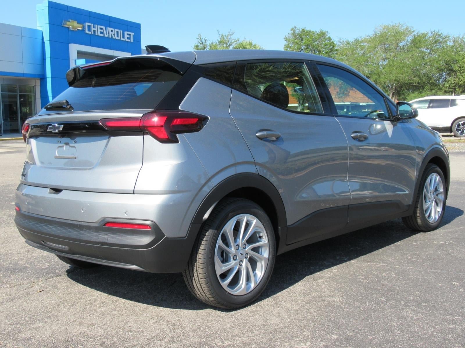 New 2027 Chevrolet Bolt LT w/ Comfort Package FWD image 5