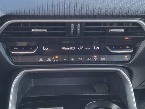 Certified 2025 MAZDA CX-90 3.3 Turbo w/ Select Package image 13