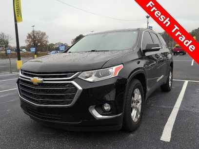 Used 2020 Chevrolet Traverse LT
