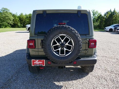 New 2026 Jeep Wrangler Unlimited Rubicon AWD/4WD image 6