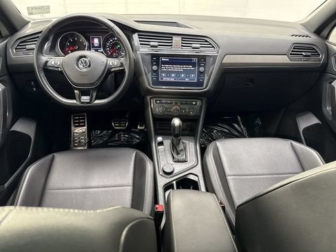 Used 2021 Volkswagen Tiguan SE AWD/4WD image 23