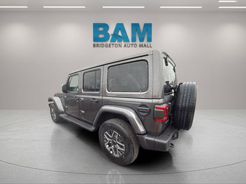 New 2026 Jeep Wrangler Sahara image 6