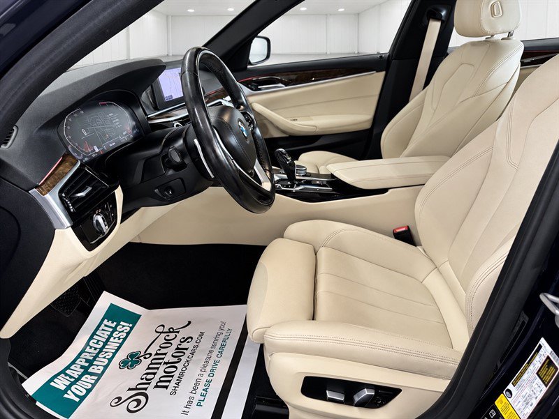 Used 2020 BMW 530i xDrive w/ Convenience Package AWD/4WD image 15