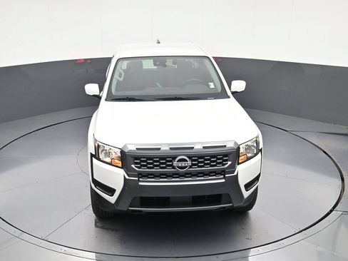 Certified 2025 Nissan Frontier SV AWD/4WD image 29