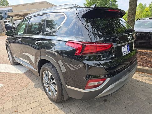 Used 2020 Hyundai Santa Fe SEL w/ Convenience Package FWD image 4
