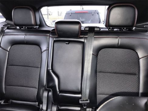 Used 2025 Ford Escape ST-Line w/ Equipment Group 301A image 22