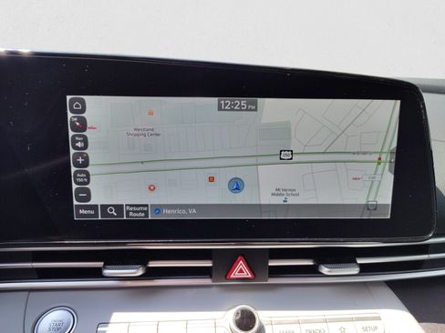 Used 2023 Hyundai Elantra Limited w/ Cargo Package FWD image 16