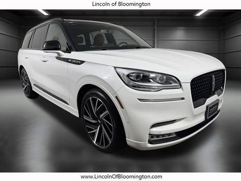 Certified 2023 Lincoln Aviator Black Label AWD/4WD image 9