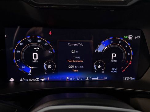 Used 2025 Chevrolet Colorado ZR2 w/ Technology Package AWD/4WD image 18