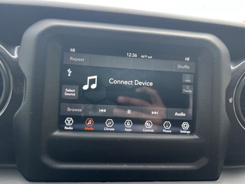 Used 2021 Jeep Wrangler Unlimited Sport image 23