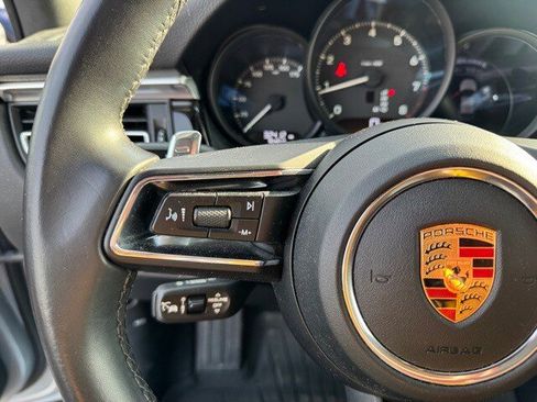 Used 2022 Porsche Macan image 26