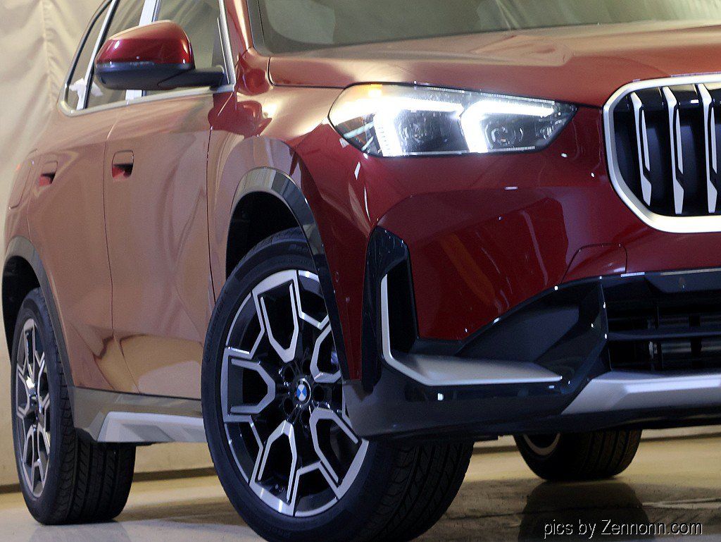 New 2027 BMW X1 xDrive28i AWD/4WD image 4