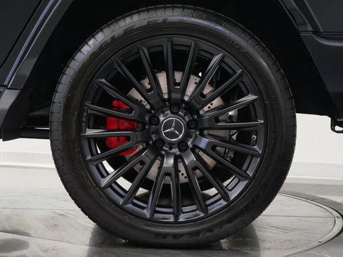 Used 2025 Mercedes-Benz G 63 AMG 4MATIC image 35