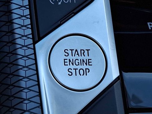 Used 2025 BMW 330i xDrive 330i xDrive w/ M Sport Package image 25