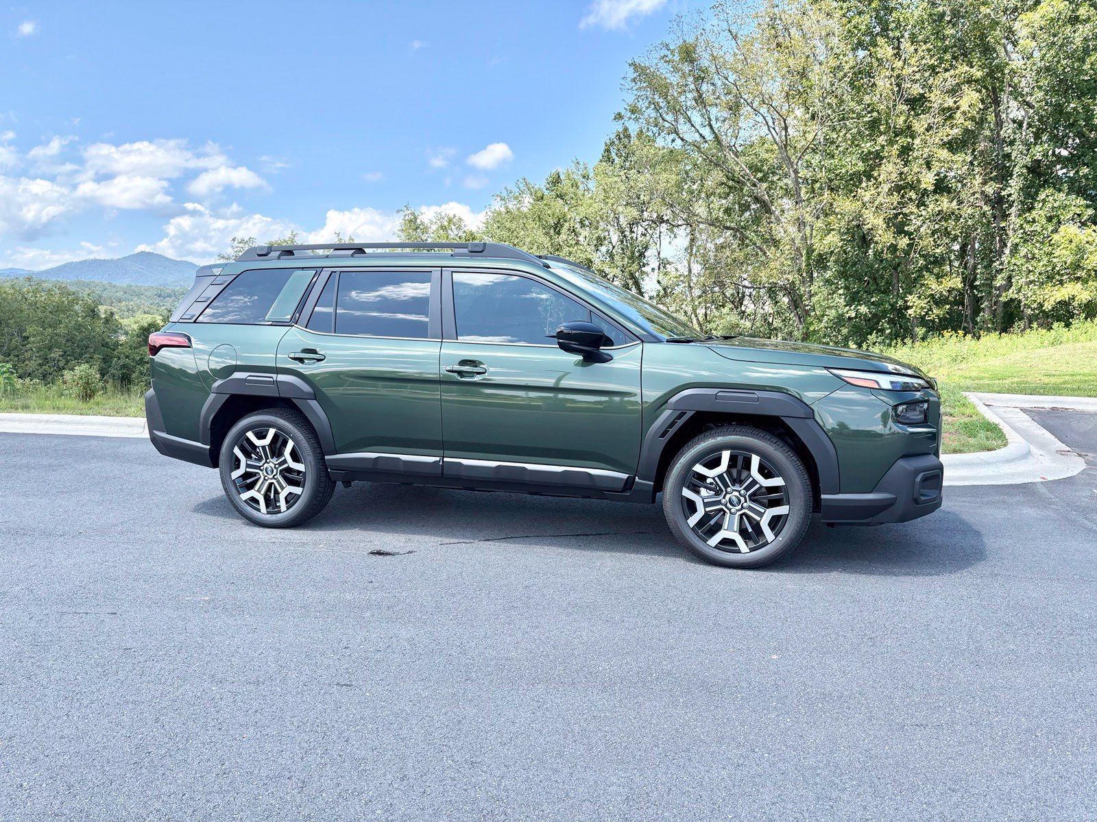 New 2026 Subaru Outback Touring XT AWD/4WD image 7
