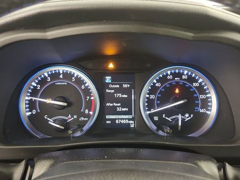 Used 2018 Toyota Highlander XLE image 10