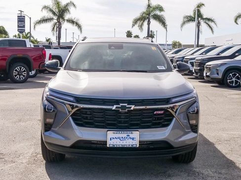New 2026 Chevrolet Trax RS w/ Sunroof Package image 2