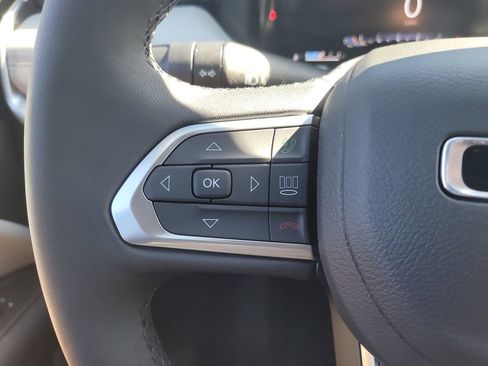 New 2026 Jeep Compass Limited image 30