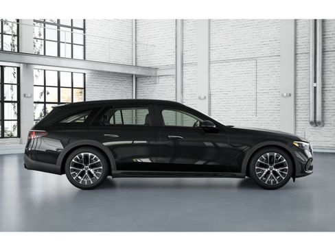New 2026 Mercedes-Benz E 450 4MATIC All-Terrain Wagon image 15