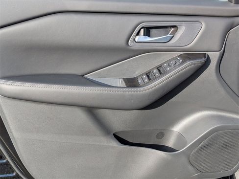 New 2026 Nissan Rogue SV w/ Cold Weather Package image 9