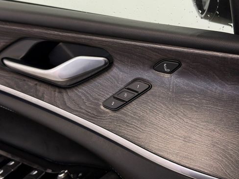 Used 2021 Jeep Grand Cherokee L Overland w/ Luxury Tech Group IV image 50