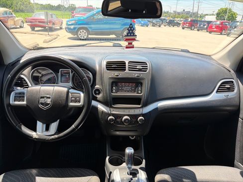 Used 2020 Dodge Journey SE w/ SE Popular Equipment Group FWD image 26