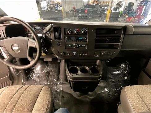 Used 2022 Chevrolet Express 2500 w/ Driver Convenience Package RWD image 14