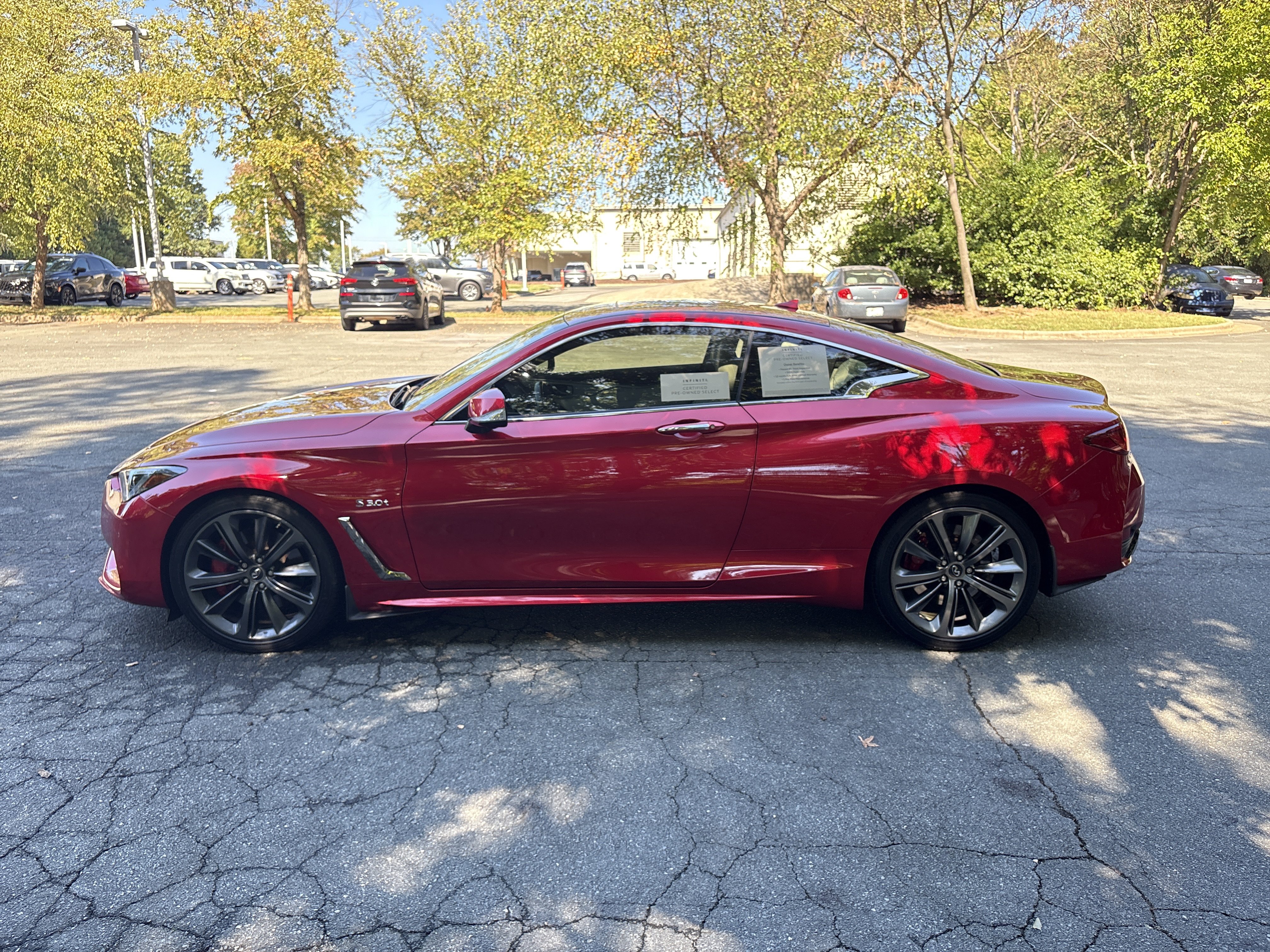 Used 2018 INFINITI Q60 Red Sport 400 AWD/4WD image 7